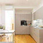 Apartman Appartamento: Repubblica28 *
